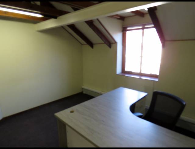 15M² OFFICE TO LET IN STELLENBOSCH CENTRAL